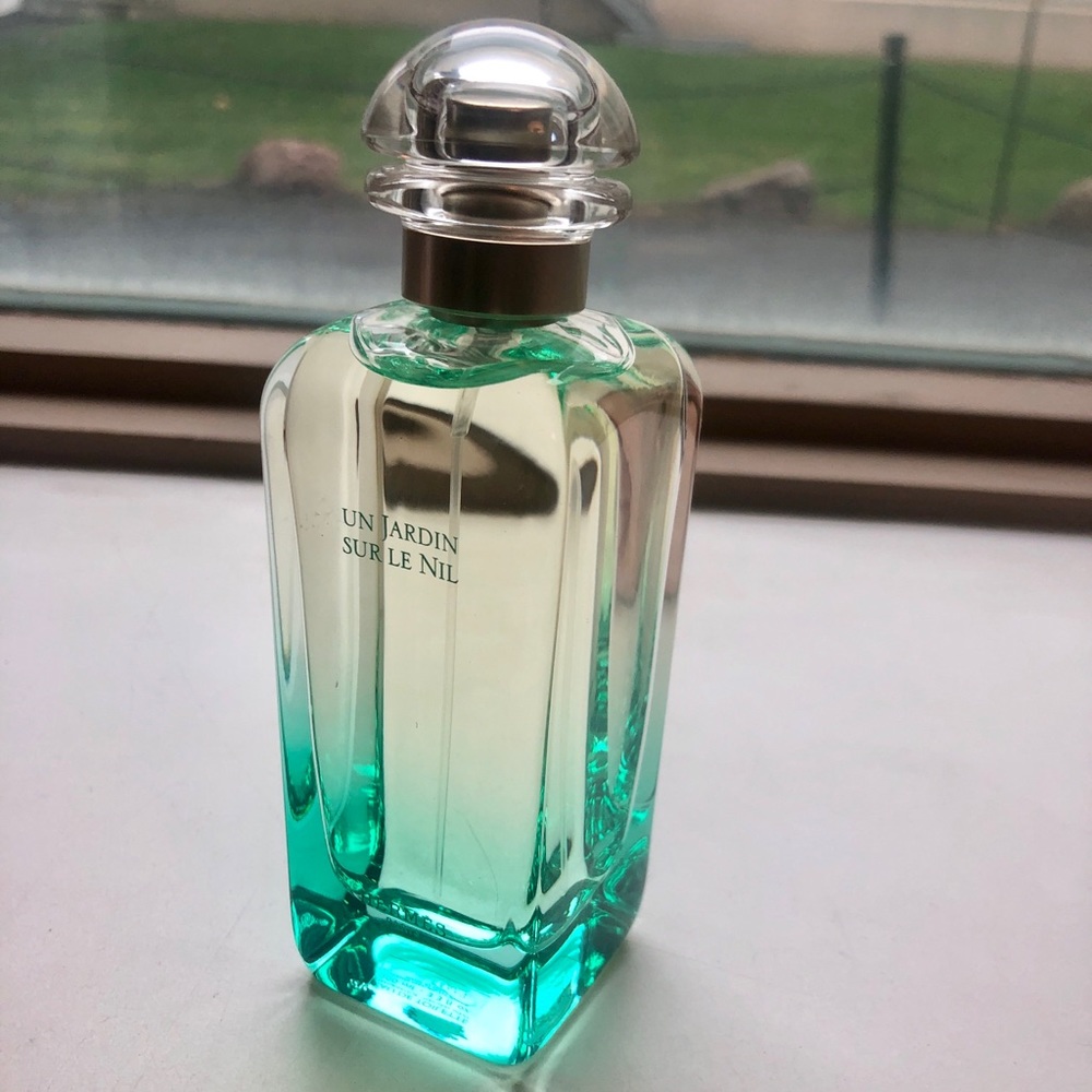 Hermes un jardin sur le nil 3.3 do oz